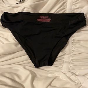 Victoria’s Secret The Classic Hipster Black Bottom